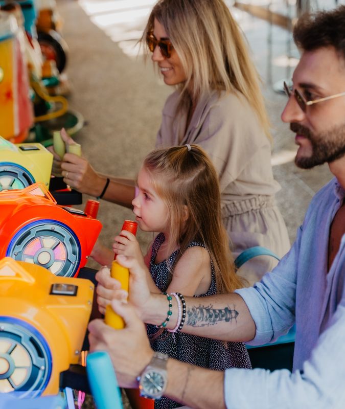 Чем заняться в Бибионе: детские игровые автоматы и Луна-Парк в Бибионе