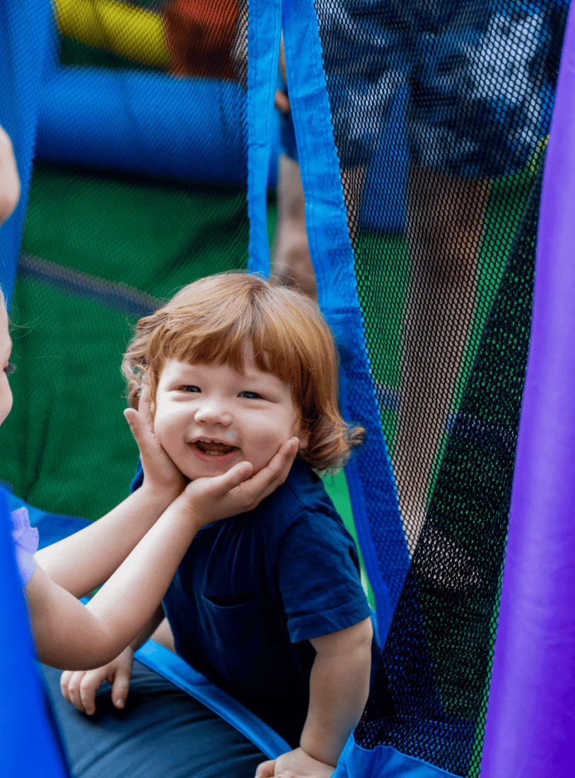 Serenissima in Bibione: Residenz mit Bar am Swimmingpool